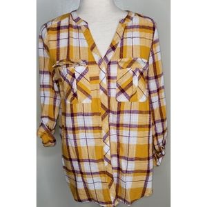 Women's A.N.A. long sleeve button down small